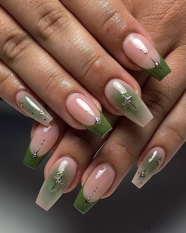 11. Green Ombre Star Coffin Nails - medium length coffin nail ideas