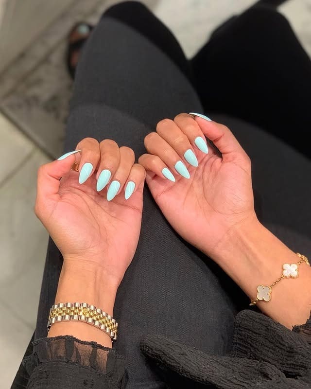 16. Bright Mint Almond Statement Nails - mint color nail ideas