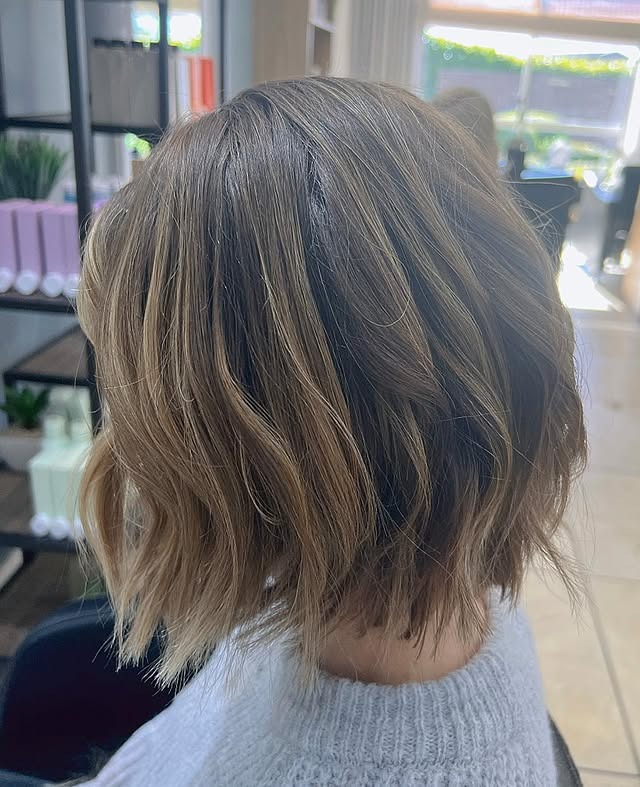 18. Natural Texture Choppy Bob in Light Ash Brown - Choppy Bob Hairstyles