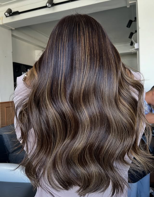 22. Dark Brown Gloss Waves with Fine Golden Highlights - Dark Brown Hair with Highlights