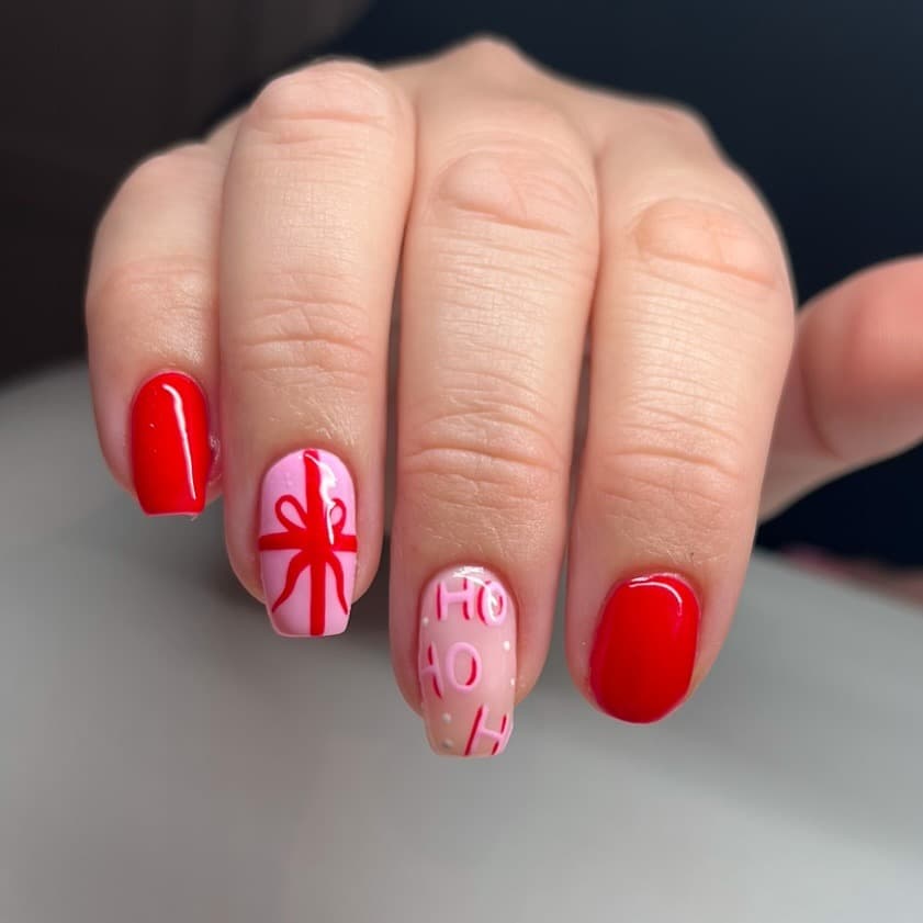 18. Red and Pink Gift-Inspired Nail Art - pink and red nail ideas