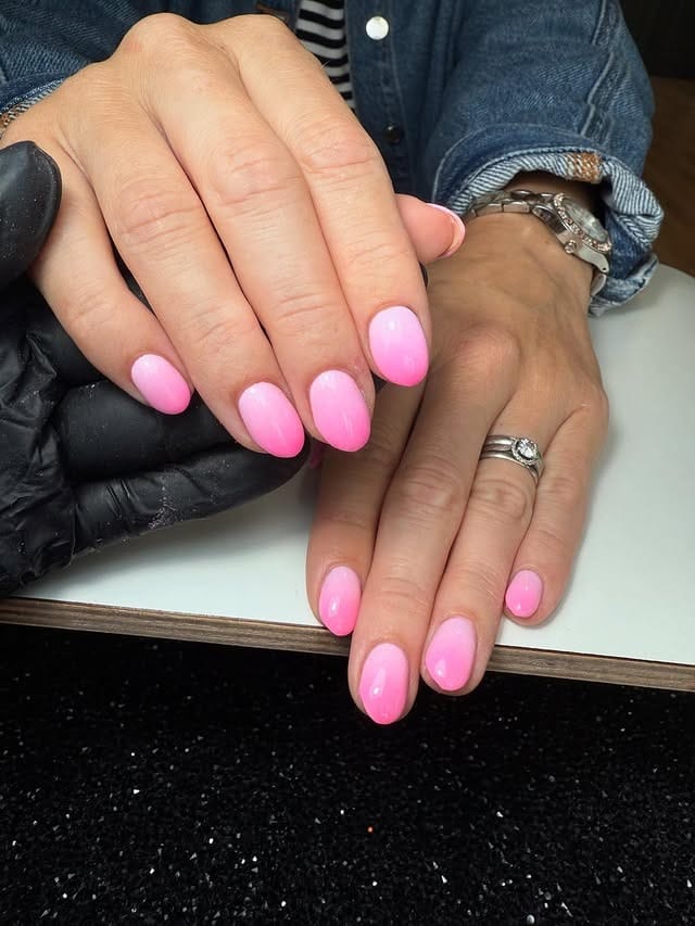 3. Minimal Short Pink Ombre Nails - pink ombre nail ideas