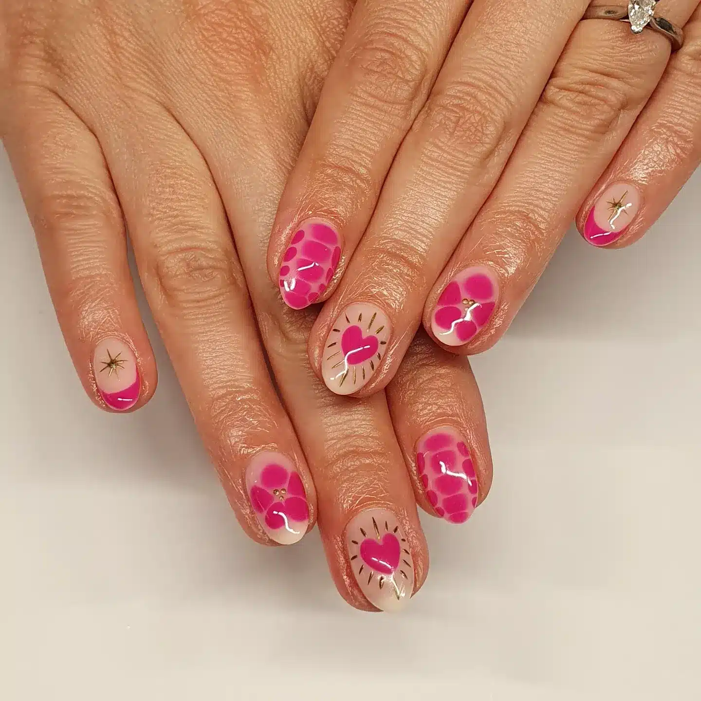 22. Pink Heart Accent Short Nail Art - pink summer nail ideas