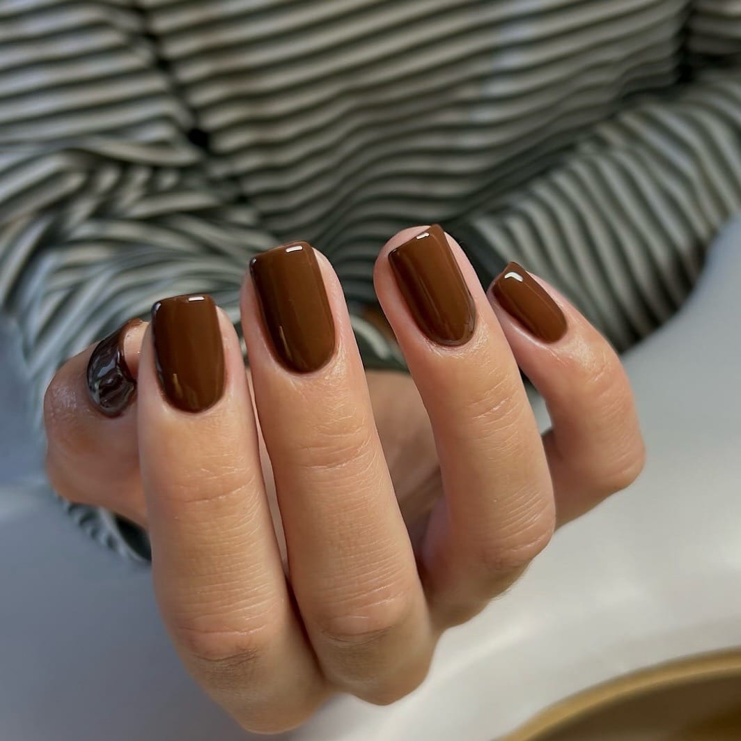 5. Chestnut Square Short Nails - short brown nail ideas