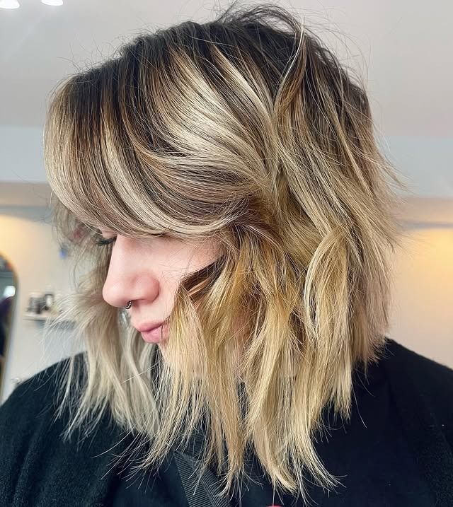 19. Razor-Cut Shaggy Bob with Ashy Blonde Balayage - Shaggy Bob Hairstyles