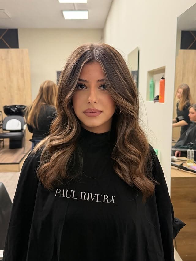 2. Classic Blowout with Light Brown and Beige Highlights - Light Brown Hair with Highlights