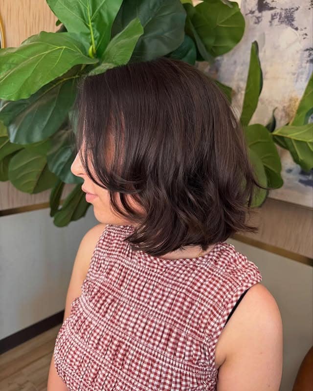 7. Two-Tone Burgundy and Copper Layered Bob - Layered Bob Hairstyles