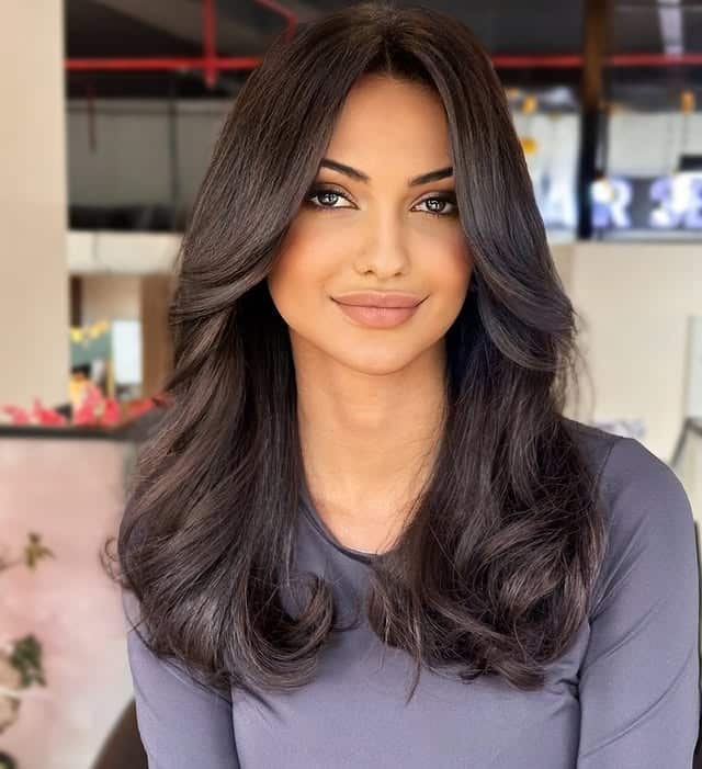 18. Feathered Curtain Bangs with Medium Ash Brown - Curtain Bangs Hairstyles