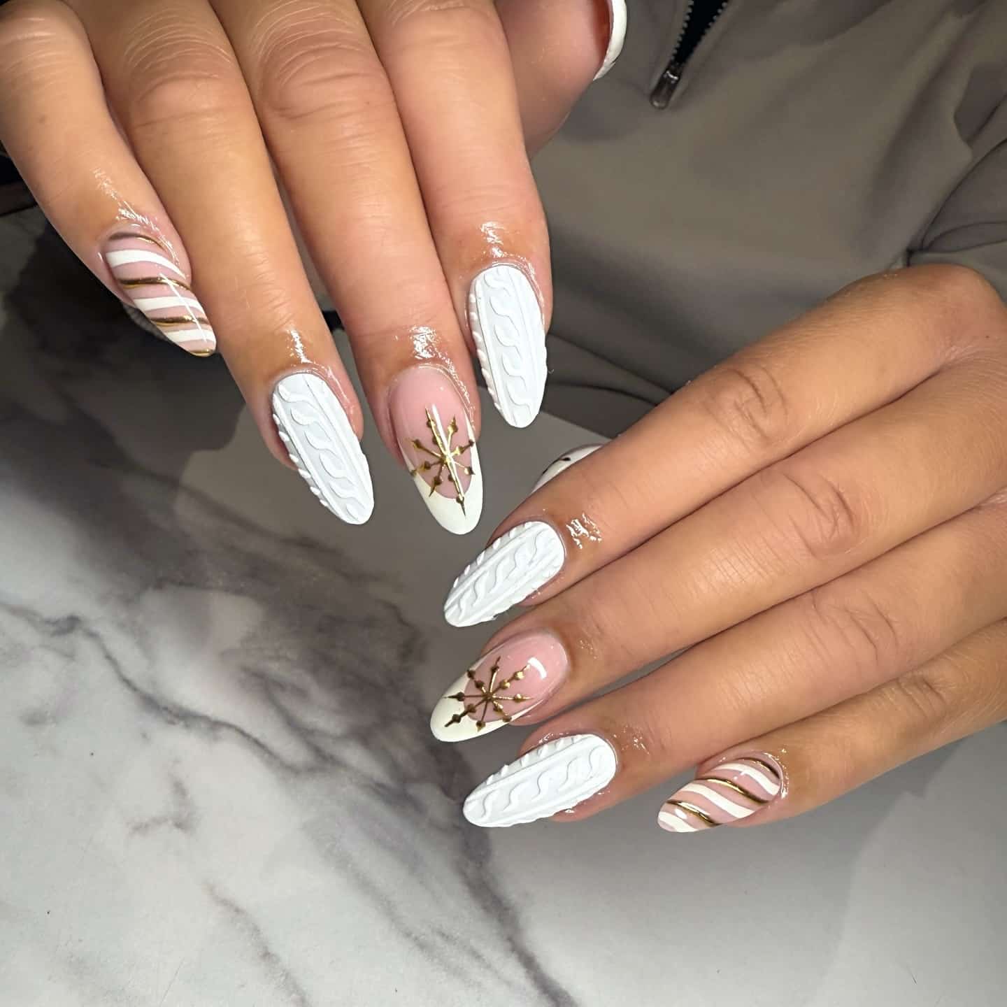 7. Cable Knit White Winter Nails - white christmas nail ideas