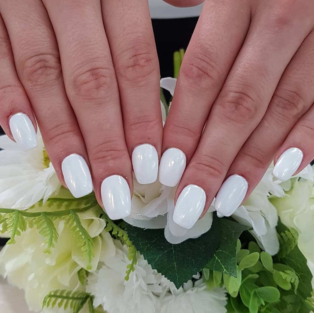 19. Classic White Chrome Square Nails - white chrome nail ideas