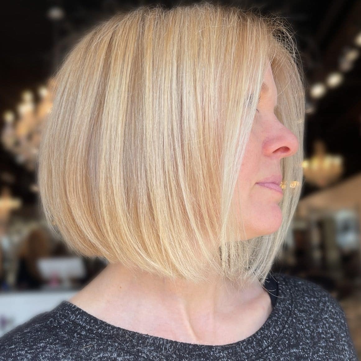 8. Short Blonde Blunt Bob with Soft Layers - Blunt Bob Hairstyles