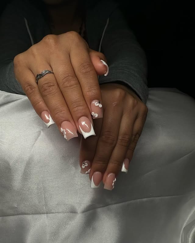 8. French Tip Short Nails with Hand-Painted Flowers - white short nail ideas