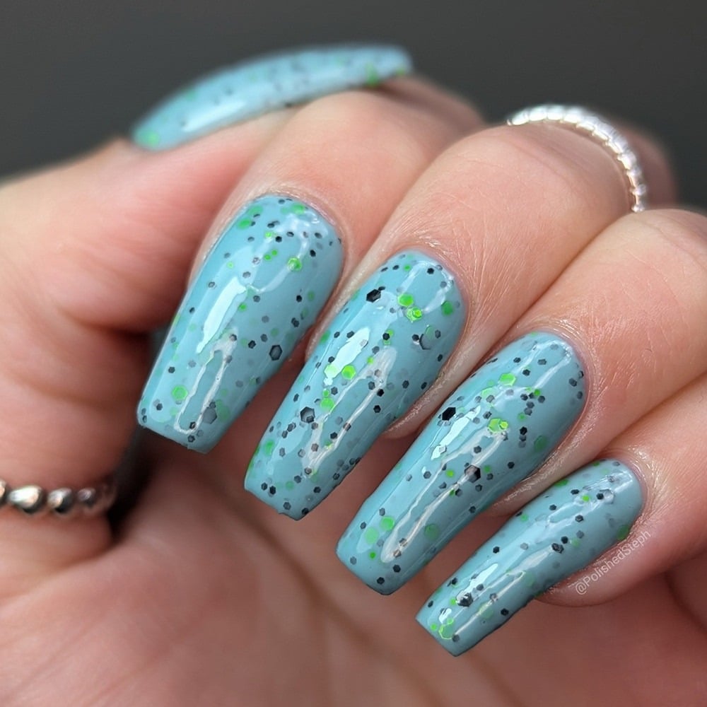 7. Speckled Aqua Blue Confetti Nails - aqua blue nail ideas