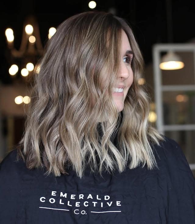 19. Textured Wavy Lob with Cool Ash Blonde - Medium-Length Hairstyles