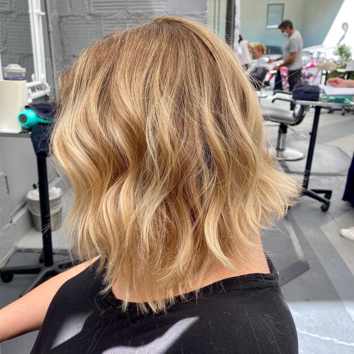 11. Textured Asymmetrical Bob in Sandy Blonde - Asymmetrical Bob Hairstyles