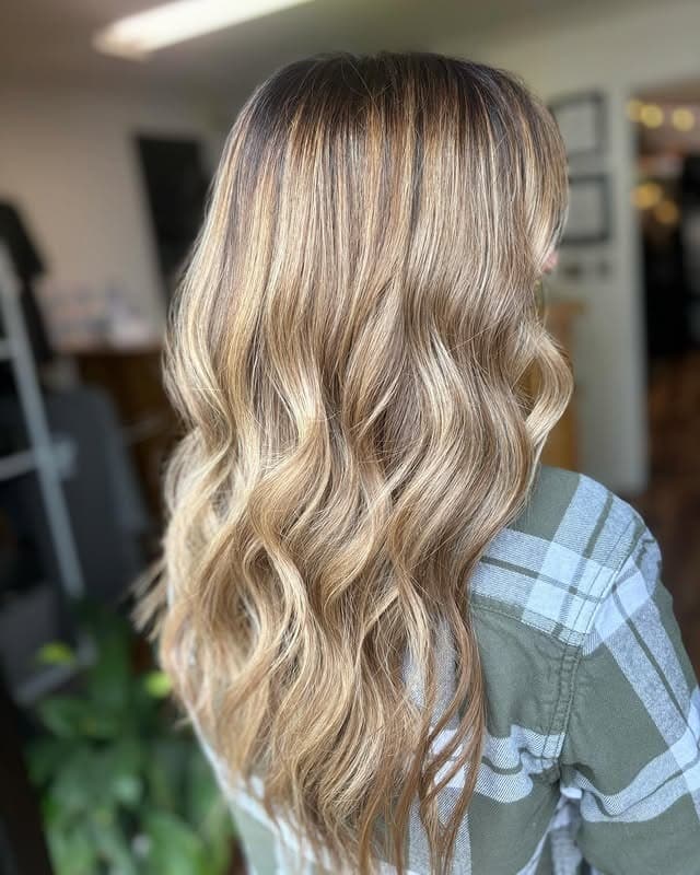 11. Soft Beige Blonde Waves with Root Shadow - Blonde Hair with Dark Roots