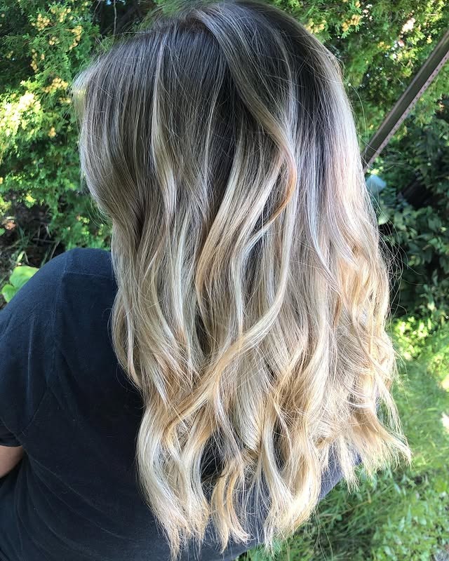 18. Cool Blonde with Extended Root Stretch - Blonde Hair with Dark Roots