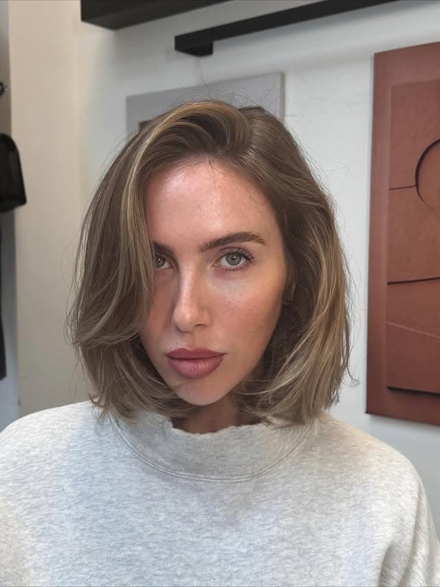 19. Cool Beige Blonde French Bob with Deep Side Part - French Bob Hair