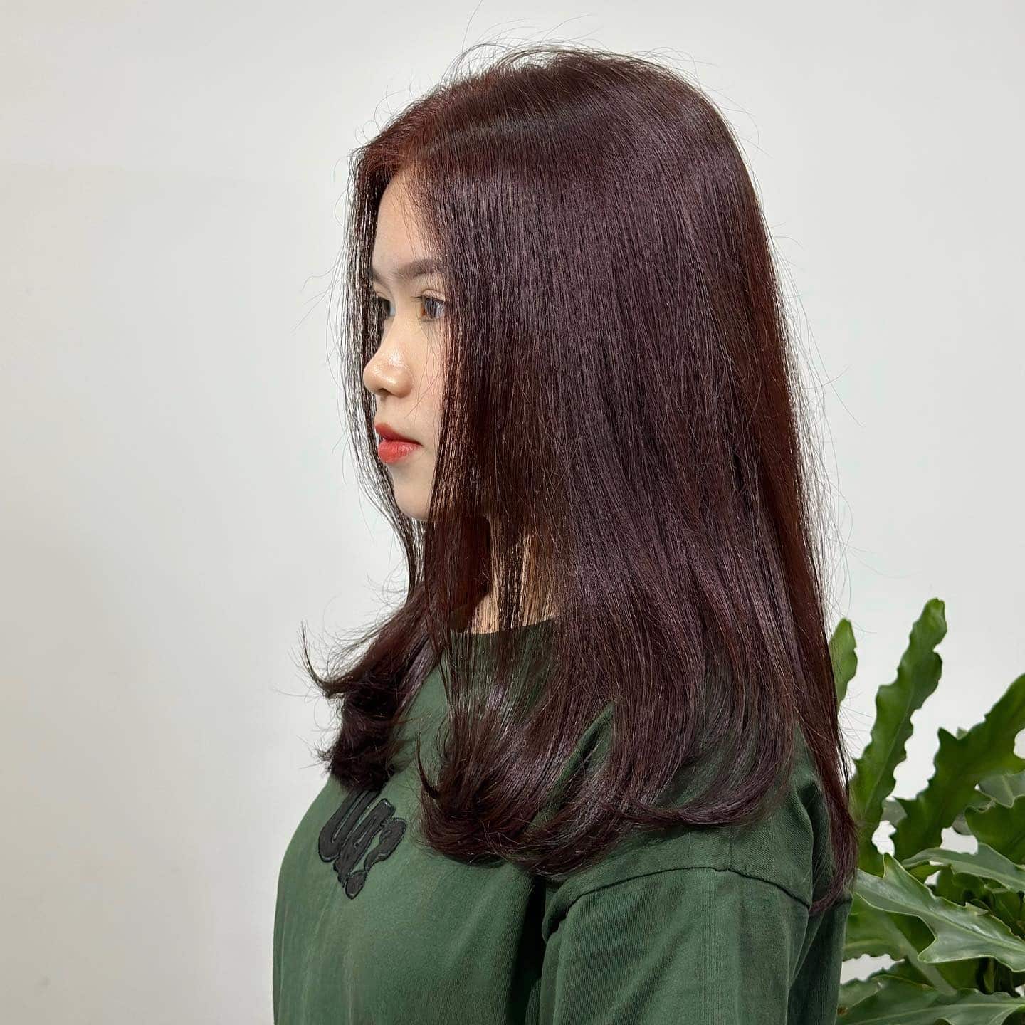 11. Feathered Layers in Classic Dark Burgundy - Dark Burgundy Hair Color