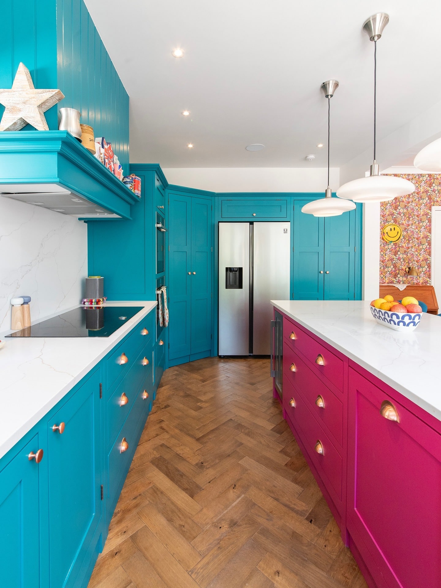 12. Teal and Raspberry Color-Block Kitchen - unique kitchen ideas