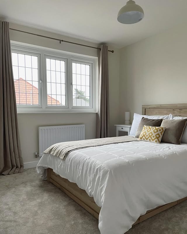 4. Beige and Natural Wood Simplicity - spare bedroom ideas