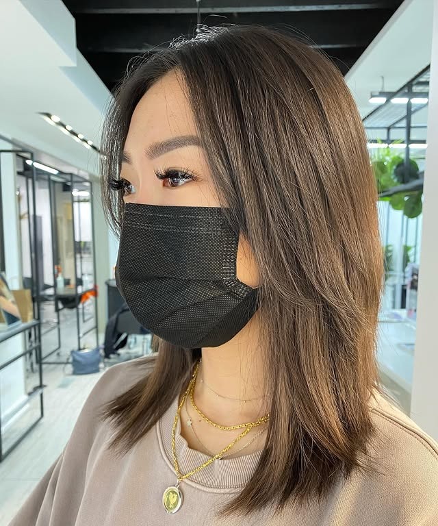 18. Feathered Mushroom Brown Long Bob - Medium Bob Haircuts