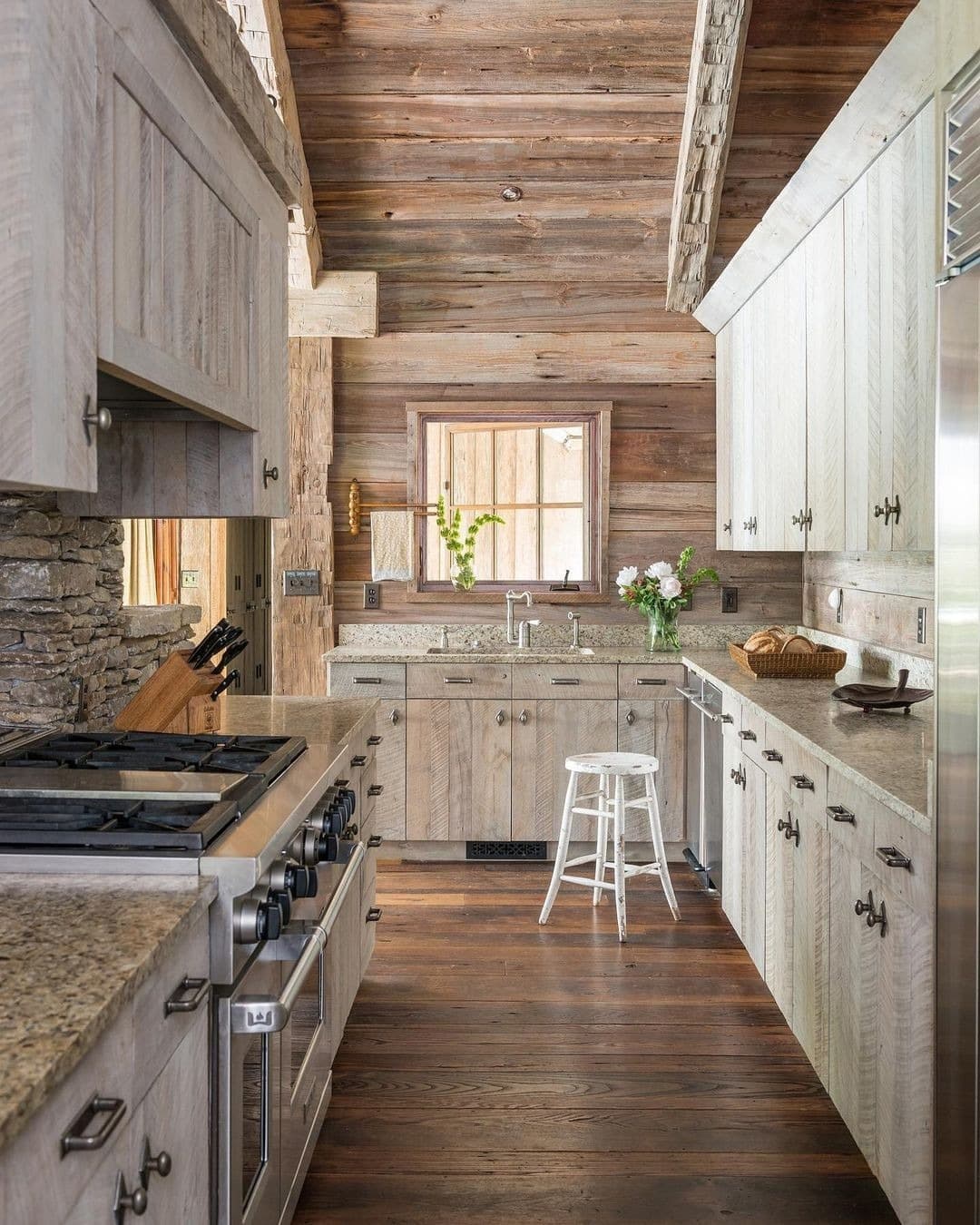 7. Mountain Lodge Kitchen in Natural Oak and Stone - vintage kitchen ideas