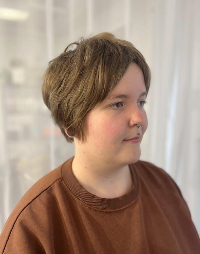 20. Light Brown Softly Graduated Pixie Shag - Shaggy Pixie Haircut