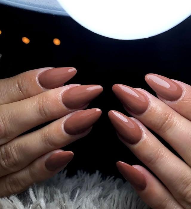 21. Warm Mocha Almond Nails - coffee color nail ideas