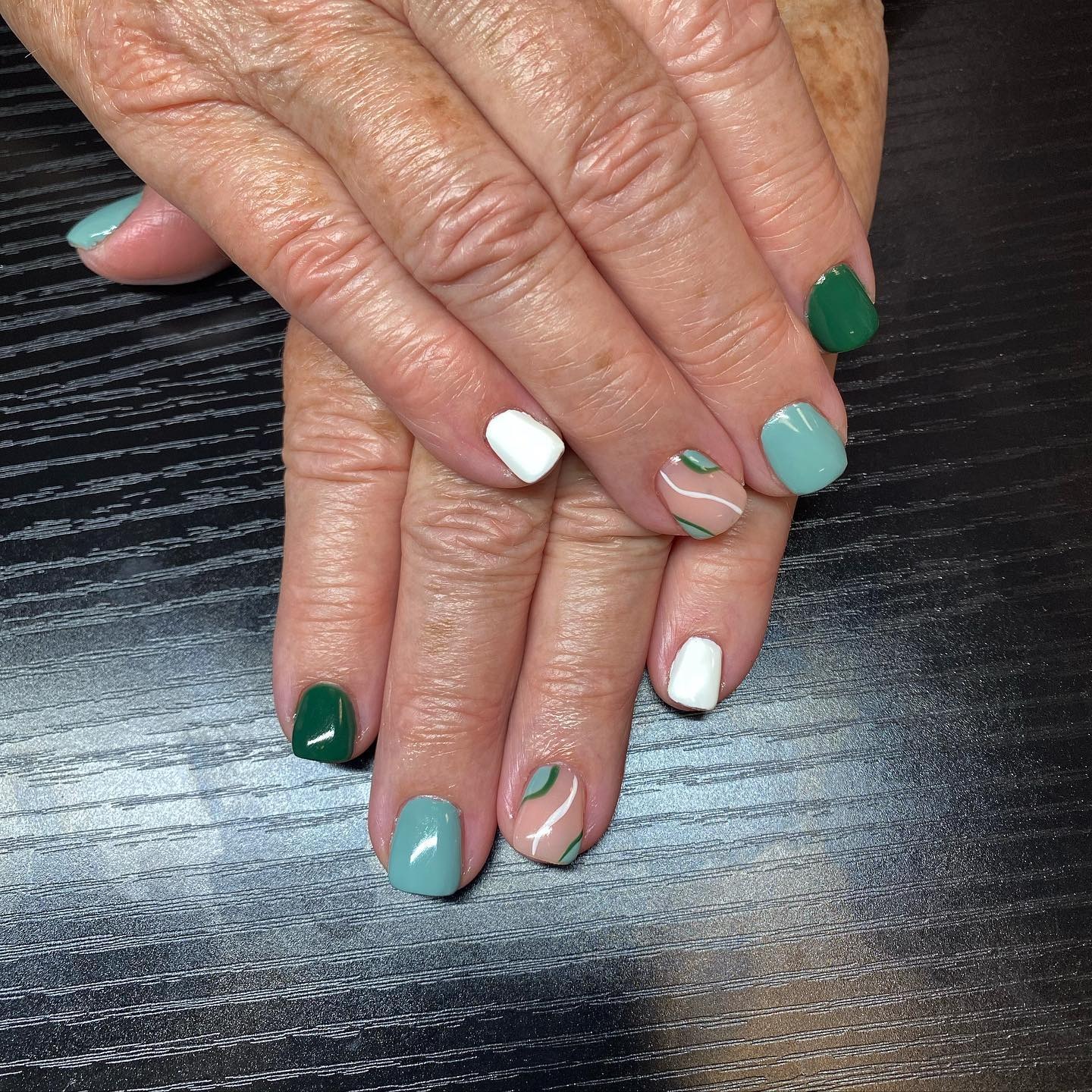 21. Emerald and Mint Color Block Short Square Nails - cute green nail ideas