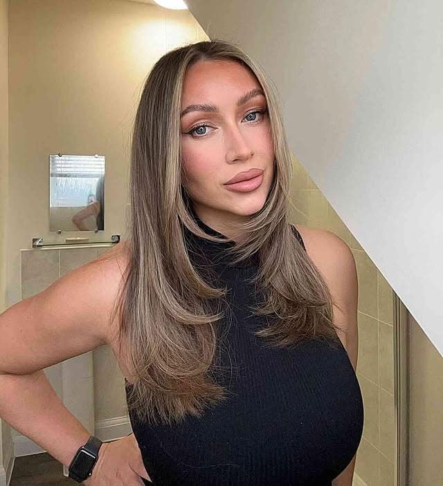 13. 90s Supermodel Layers in Cool Mushroom Brown - 90S Hairstyles