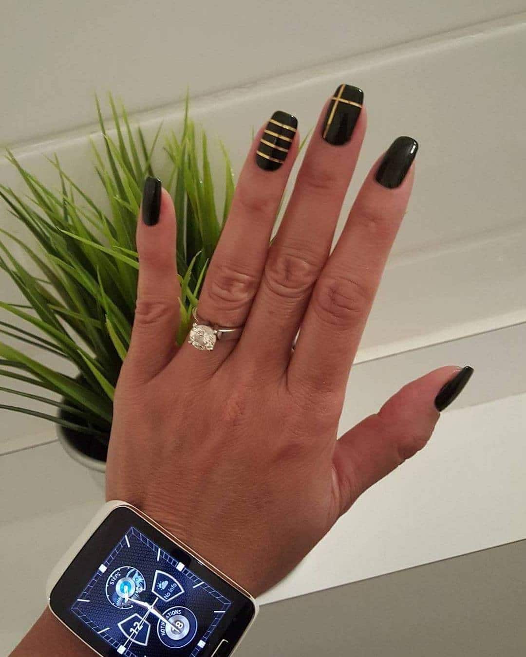 22. Hunter Green Square Nails with Gold Stripe Accents - hunter green nail ideas