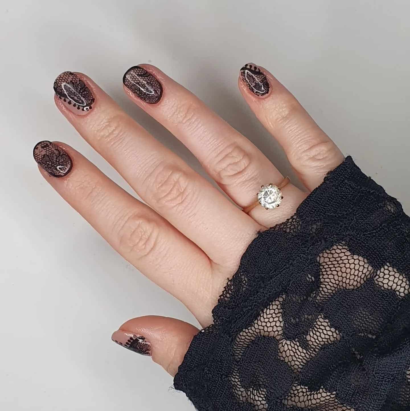 17. Short Burgundy Lace Nails - lace nail ideas