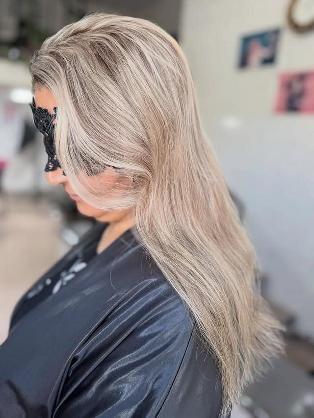 17. Soft Platinum Beige Long Layers - Light Hair Color