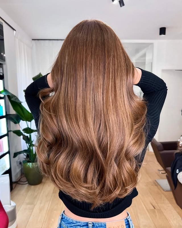 18. Golden Toffee Long Layered Waves - Autumn Hair Colors