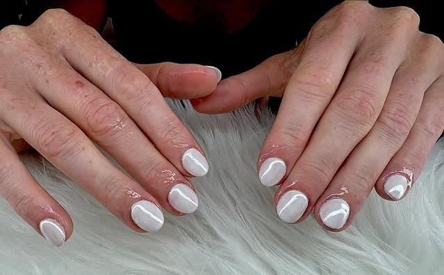 16. Short Off White Round Nails with Minimal White Outline Detail - off white nail ideas