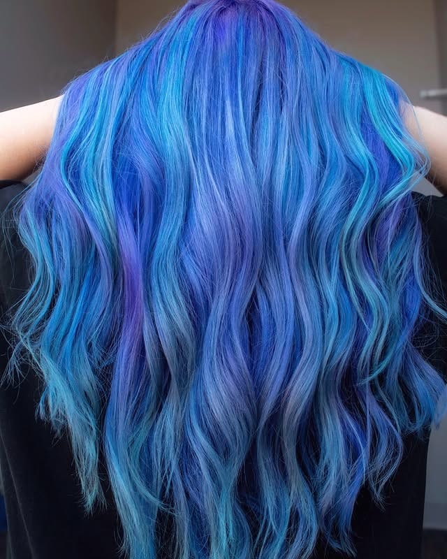 15. Long Electric Blue Pastel Waves - Pastel Hair Colors