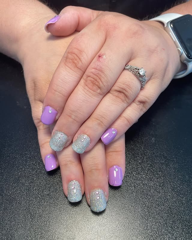 15. Lilac and Silver Glitter Short Nails with Rhinestones - purple and silver nail ideas