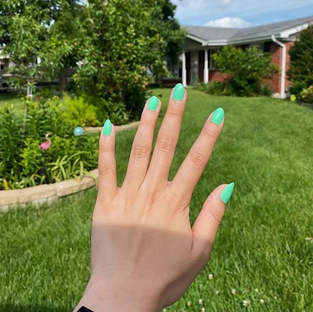 3. Fresh Mint Gloss Almond Nails - simple green nail ideas