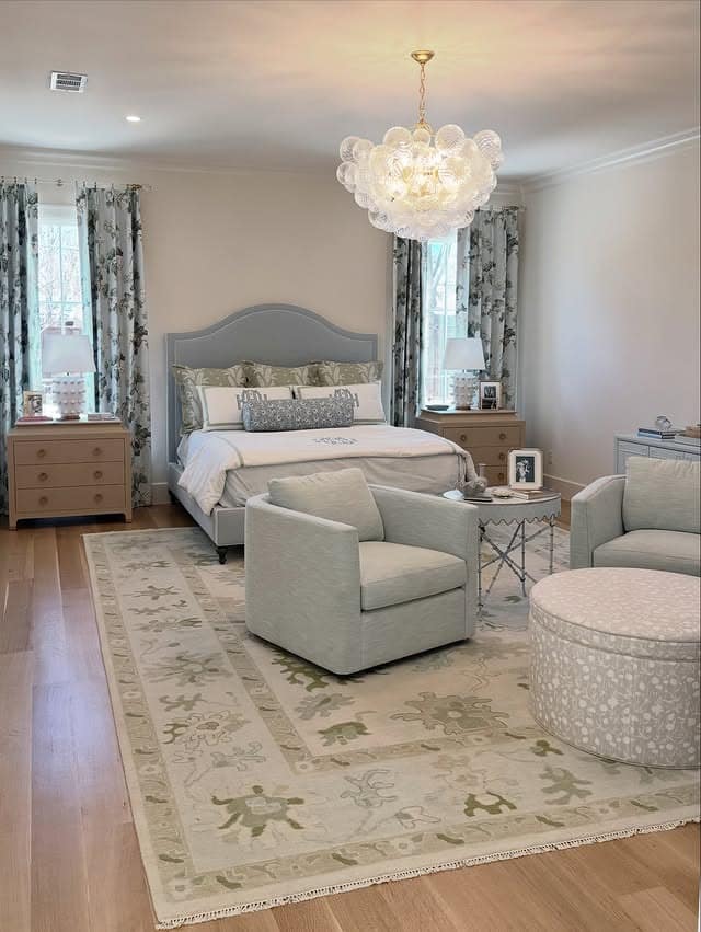 6. Airy Cream Bedroom with Subtle Patterned Rug - cream color bedroom ideas