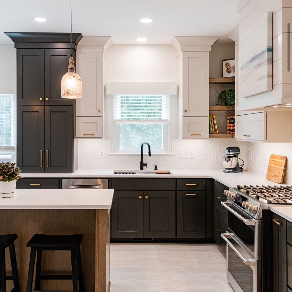 10. Transitional Kitchen with Black Lower Cabinets and White Uppers - black and white kitchen ideas
