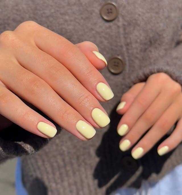 3. Natural Length Pale Yellow Classic Nails - pastel yellow nail ideas