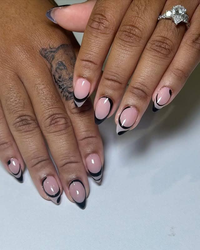 19. Black Outline French Tip Short Nails - very short nail ideas