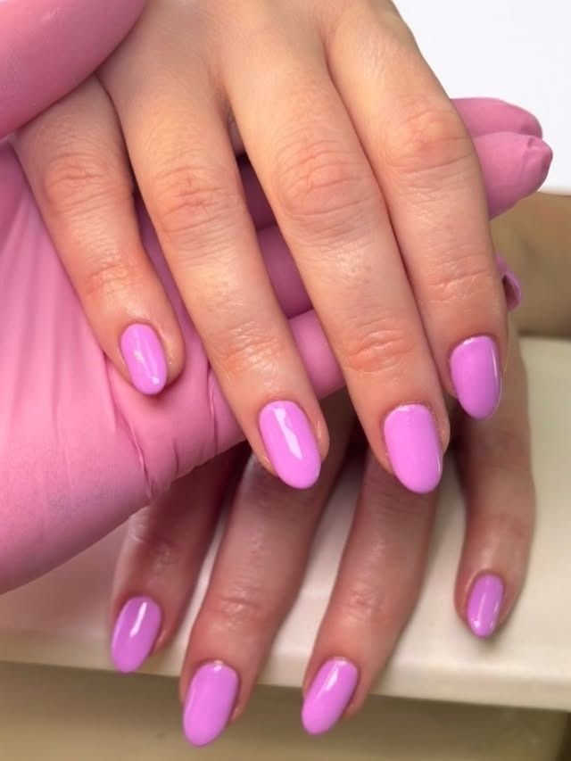 15. Bright Baby Pink Short Oval Nails - baby pink nail ideas