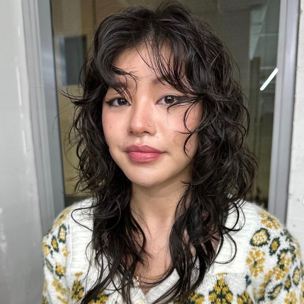 18. Deep Espresso Wavy Wolf Cut with Piecey Bangs - Wolf Haircut