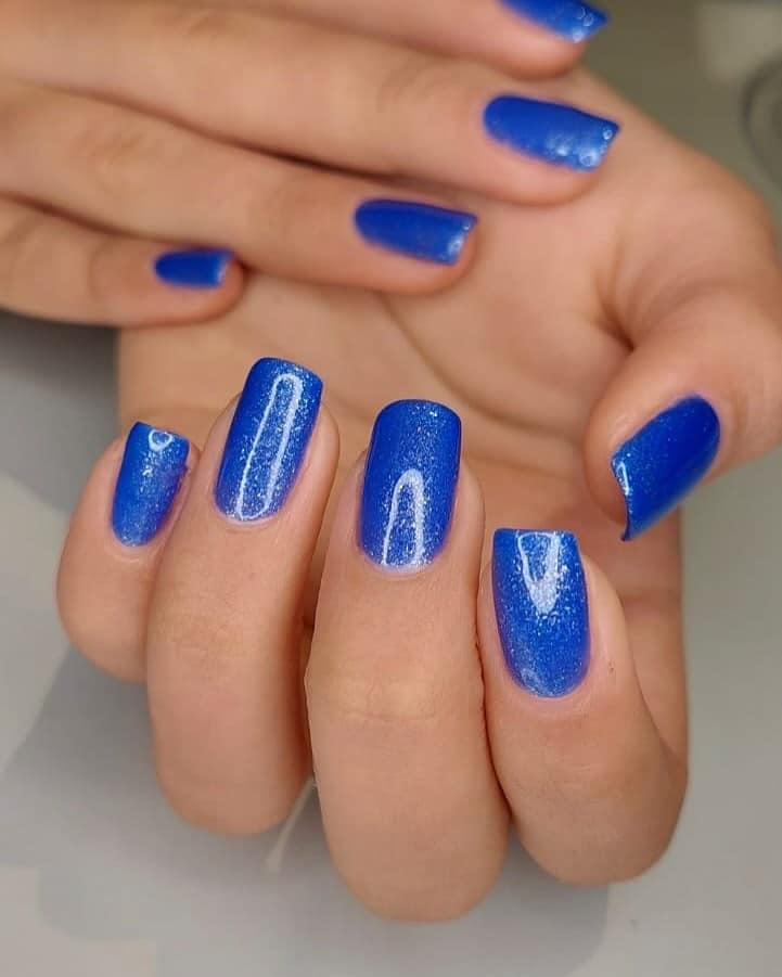 20. Shimmering Sapphire Blue Square Nails - blue nail ideas