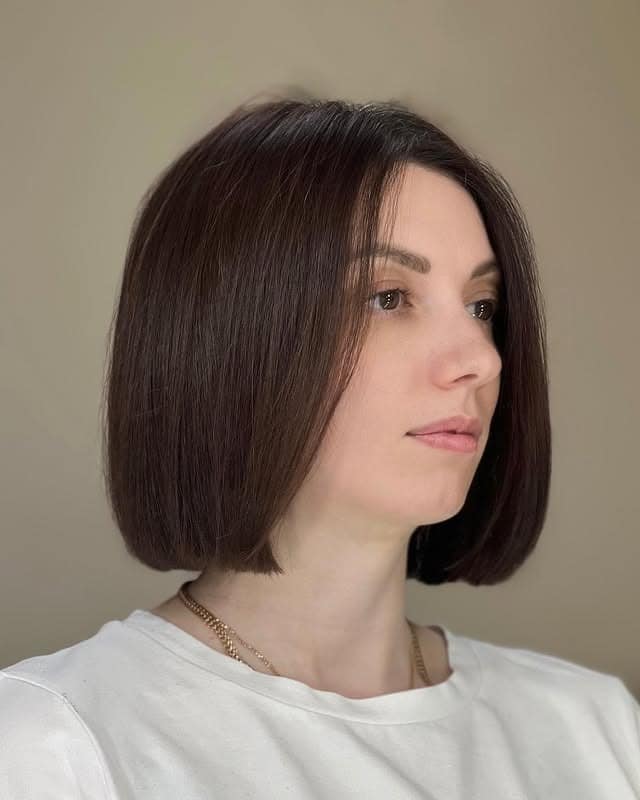 1. Sleek Espresso Blunt Bob - Blunt Cut Bob