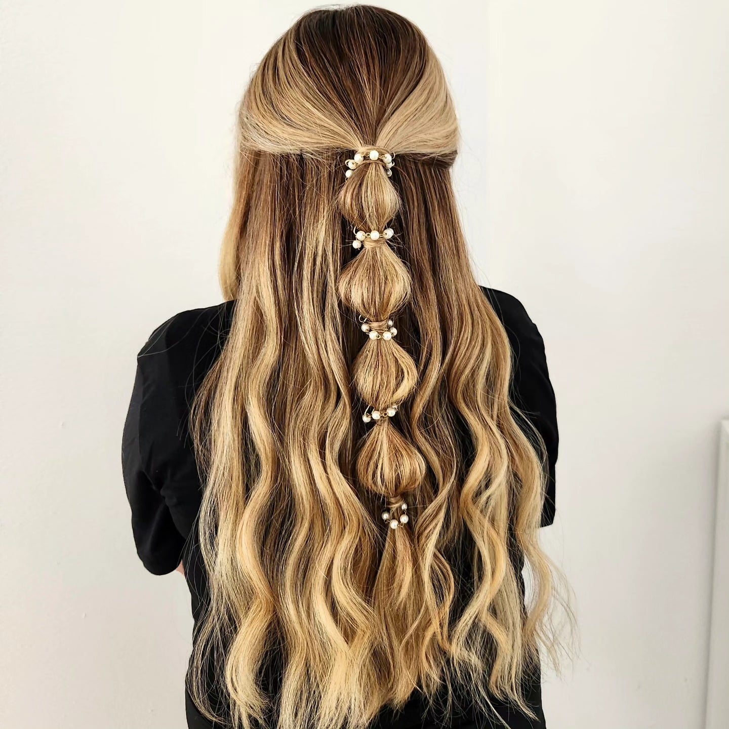 3. Honey Blonde Half-Up Bubble Ponytail - Bubble Ponytail