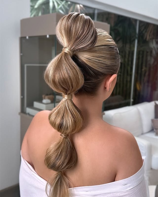 17. Golden Brown Soft Bubble Ponytail - Bubble Ponytail