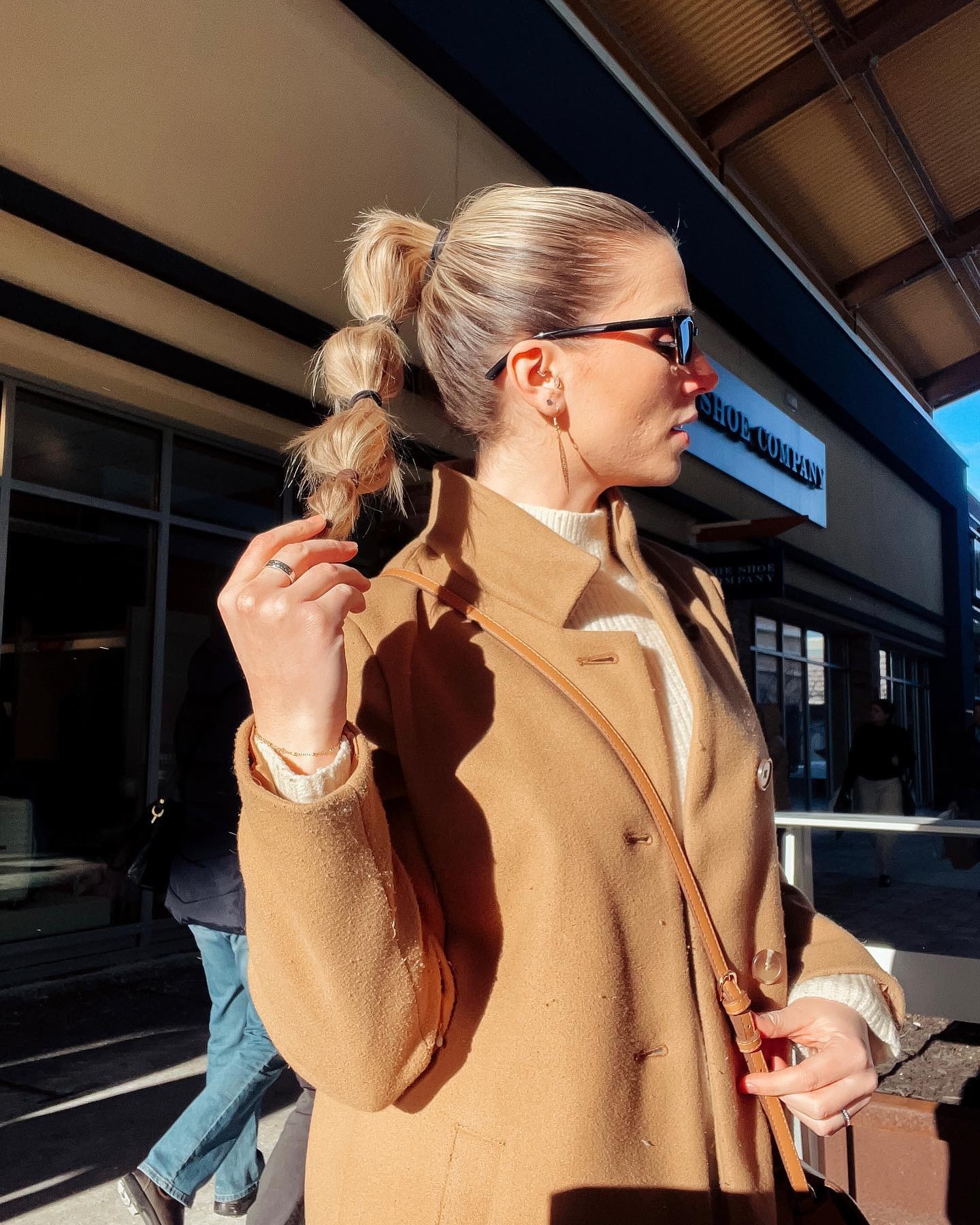 19. Rich Auburn Bubble Ponytail - Bubble Ponytail